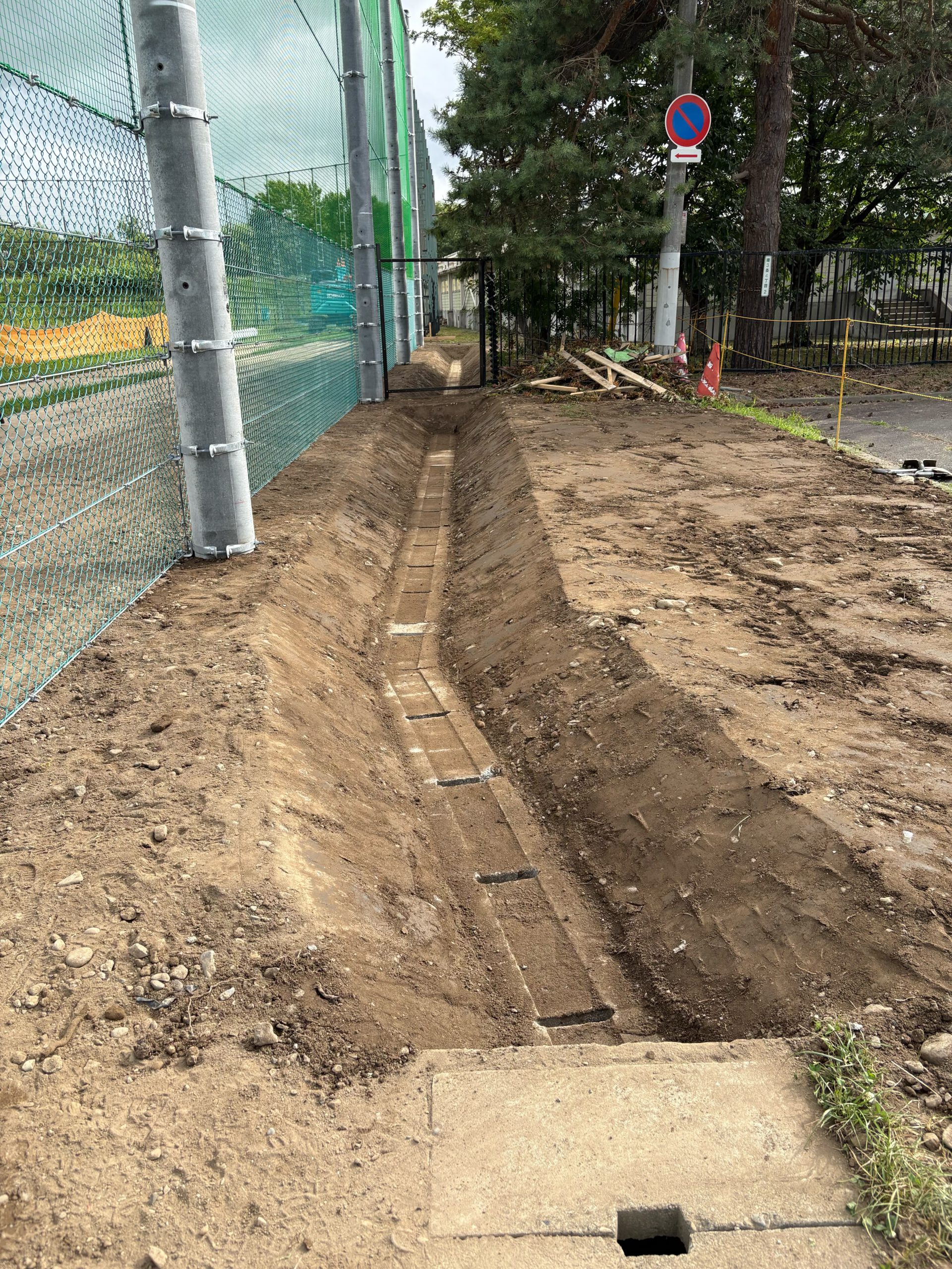 旭川グランド横で行う排水工事の施工現場